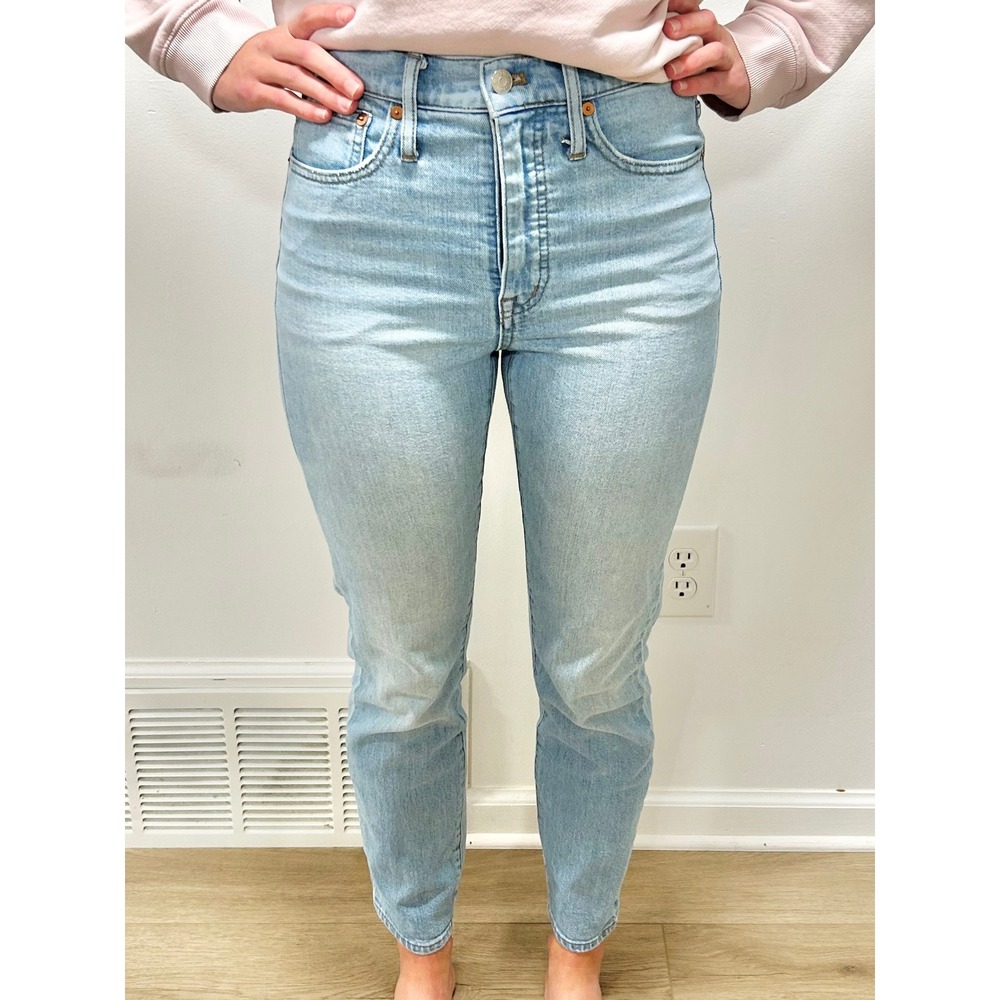 Madewell Classic Straight Jean Light Wash Blue High Rise Denim MD651 Size‎ 25